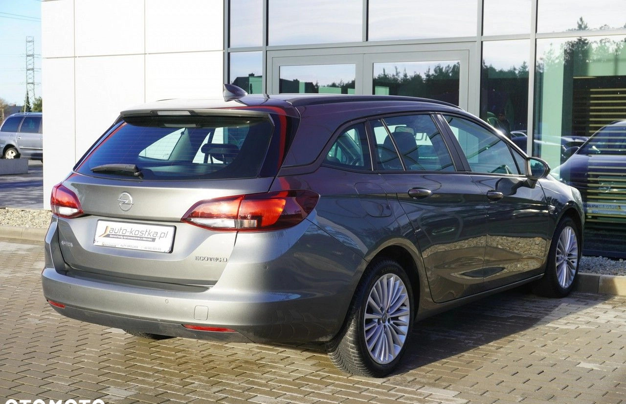 Opel Astra cena 37999 przebieg: 148900, rok produkcji 2018 z Szklarska Poręba małe 529